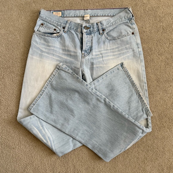 Vintage Y2K Abercrombie & Fitch Women’s Flare Jeans in Light Wash - Picture 3 of 8
